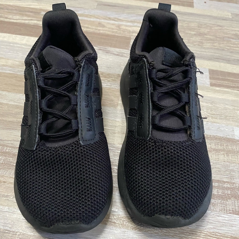 Size 10 toddler adidas